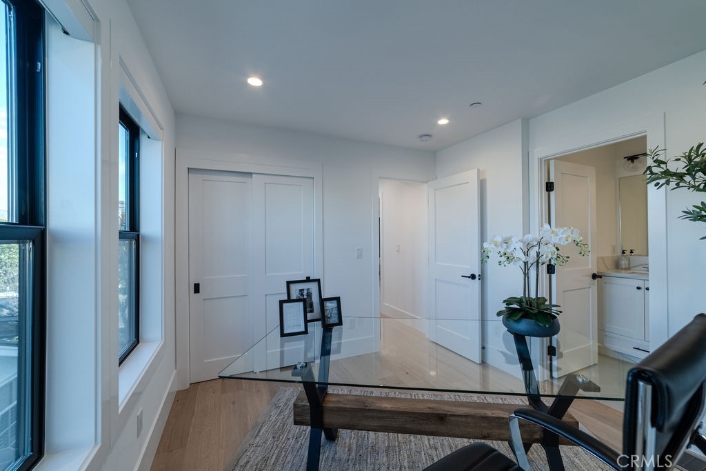 Corona del Mar South of PCH (CDMS) - Residential Lease