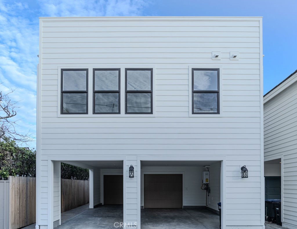 Corona del Mar South of PCH (CDMS) - Residential Lease