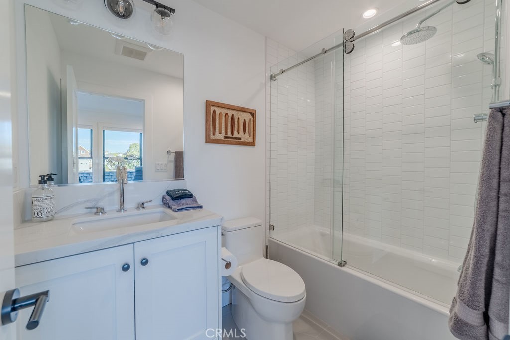 Corona del Mar South of PCH (CDMS) - Residential Lease