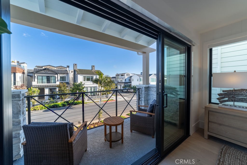 Corona del Mar South of PCH (CDMS) - Residential Lease