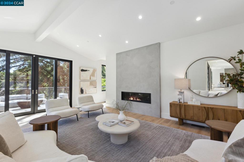 HAPPY VALLEY RD - Residential