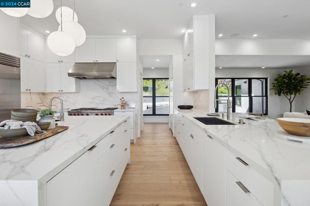 HAPPY VALLEY RD - Residential