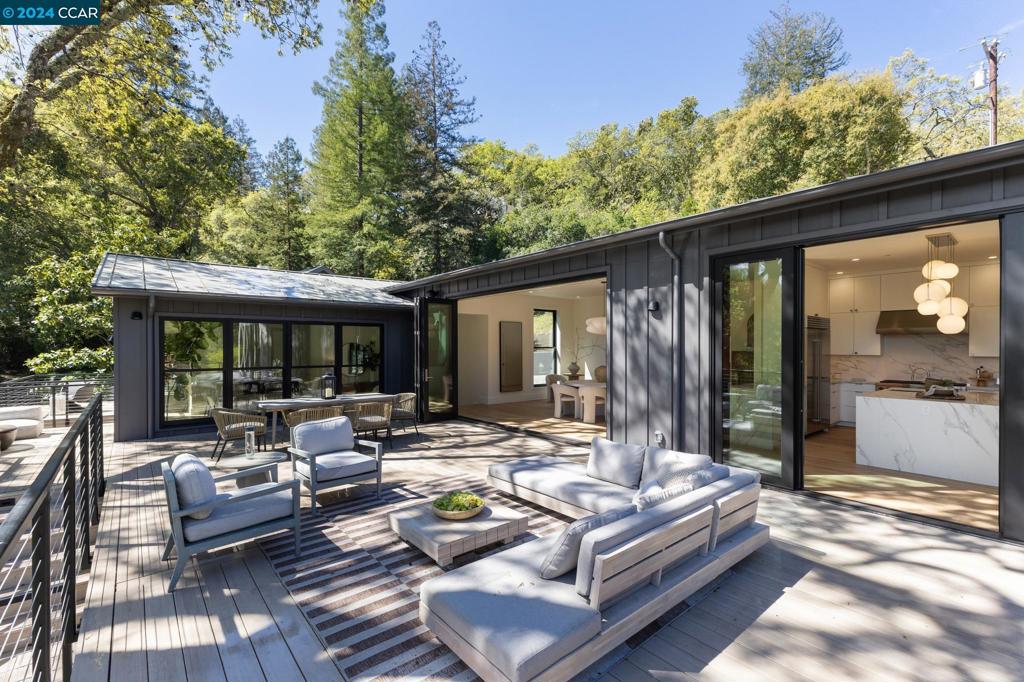 HAPPY VALLEY RD - Residential