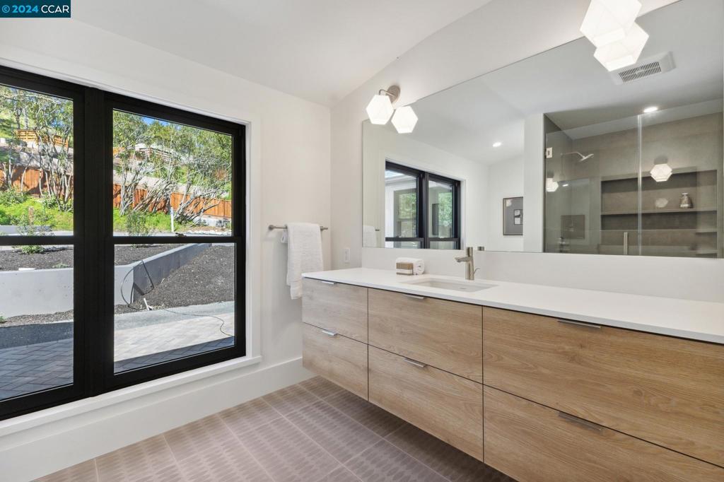 HAPPY VALLEY RD - Residential