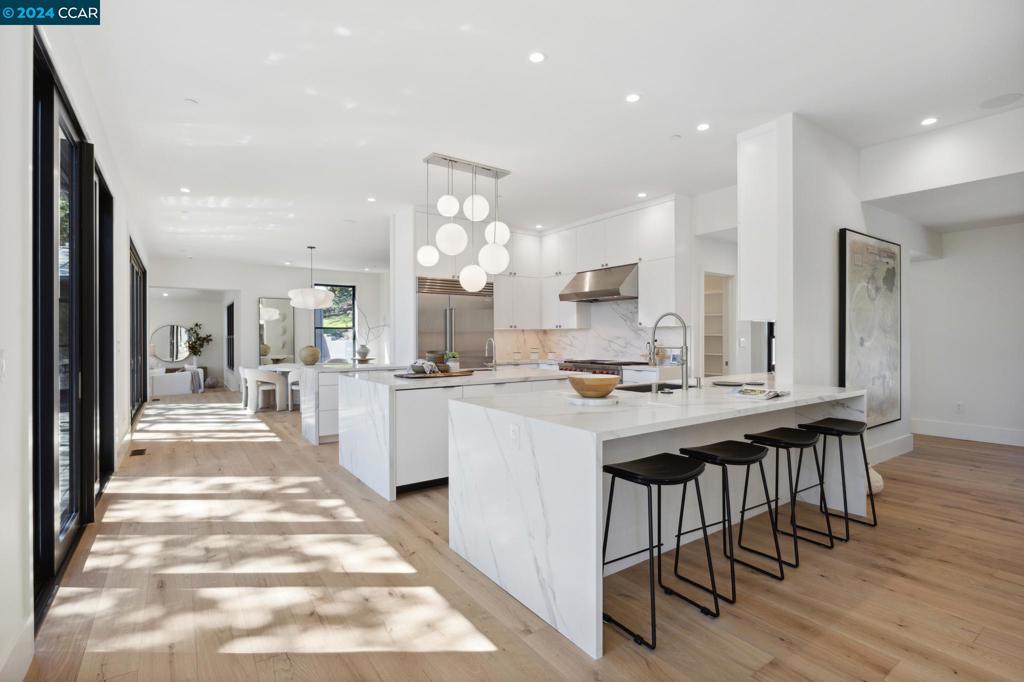 HAPPY VALLEY RD - Residential