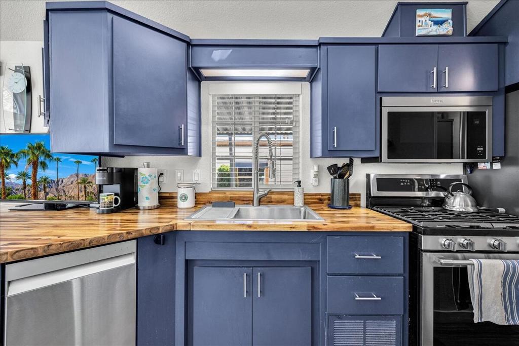 69333 E Palm Canyon Drive 32