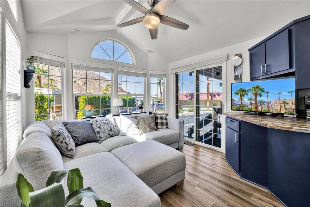 69333 E Palm Canyon Drive 32