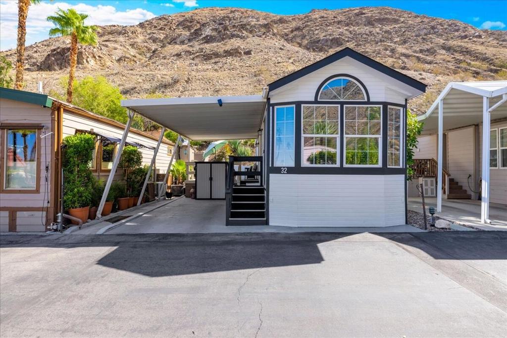 69333 E Palm Canyon Drive 32