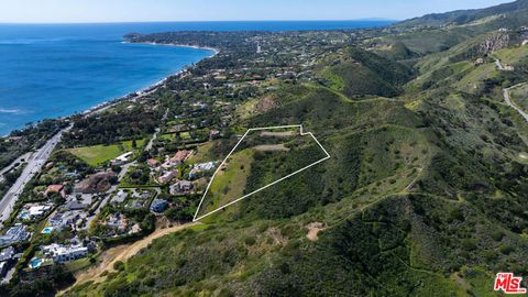 Photo of 26907 Sea Vista Drive, Malibu, CA 90265 (MLS # 26663335)