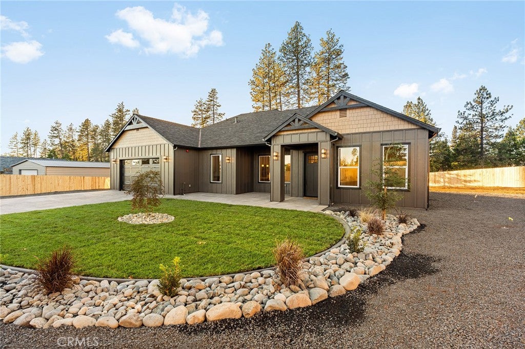 1611 Sylvan Way