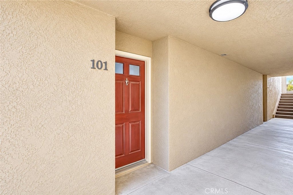 2275 Del Mar 101