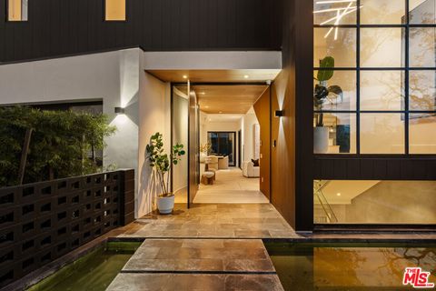 Photo of 5988 W 76th Street, Los Angeles, CA 90045 (MLS # 26673939)