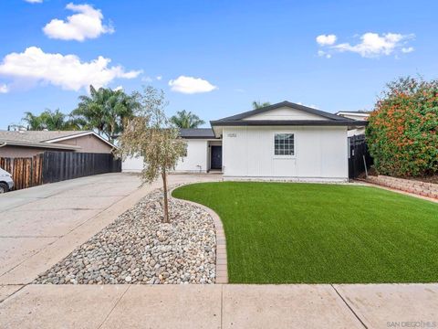 Photo of 10252 Santana Street, Santee, CA 92071 (MLS # 260003213SD)