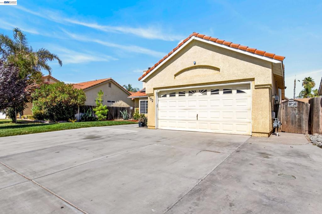 152 Chardonnay Street