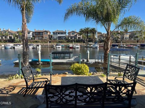 Photo of 1464 Twin Tides Place, Oxnard, CA 93035 (MLS # V1-29518)