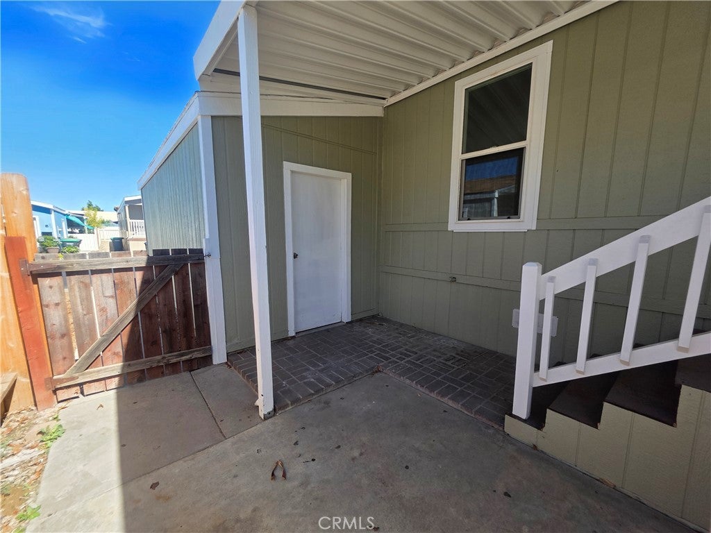 80 E Dawes Street 164