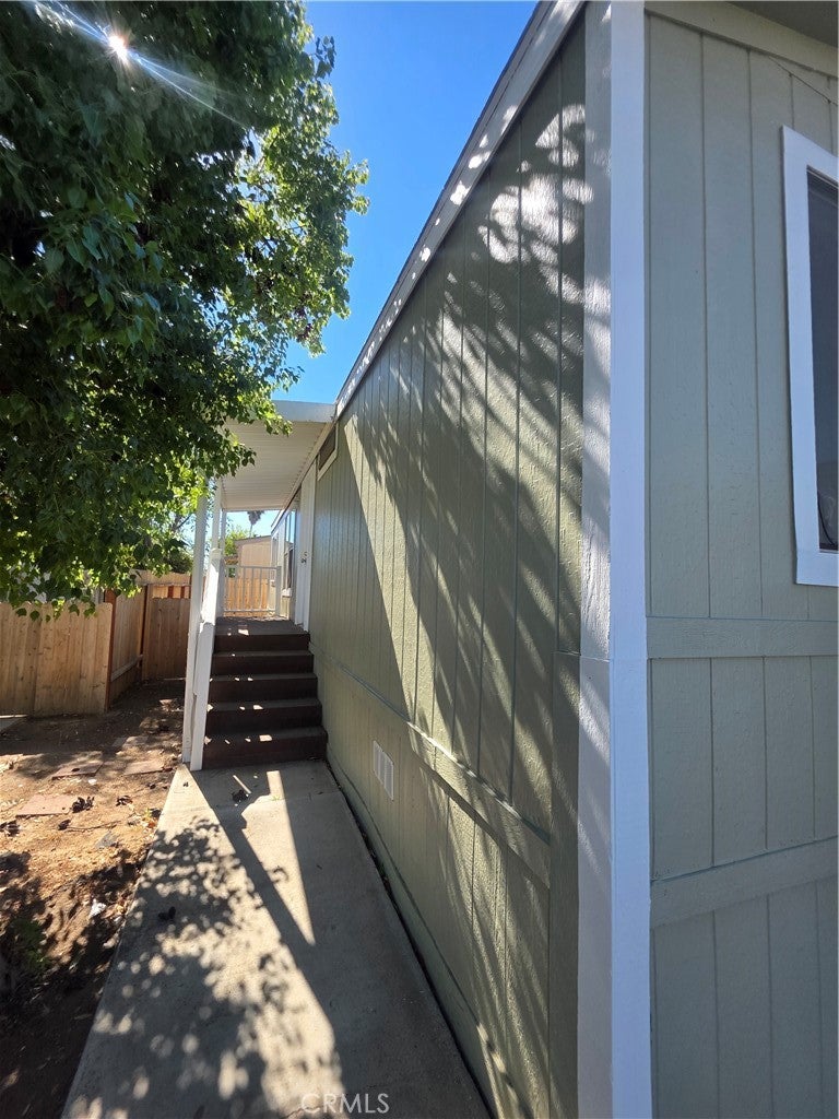 80 E Dawes Street 164