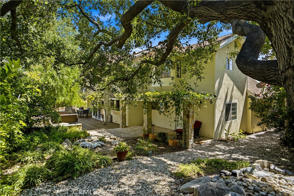 La Crescenta, California, 91214, United States, 4 Bedrooms Bedrooms, ,4 BathroomsBathrooms,Residential,Active,2042647