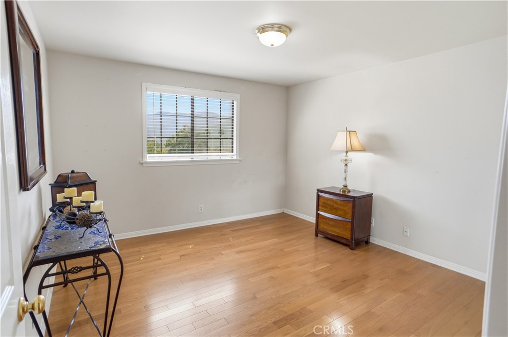 La Crescenta, California, 91214, United States, 4 Bedrooms Bedrooms, ,4 BathroomsBathrooms,Residential,Active,2042647