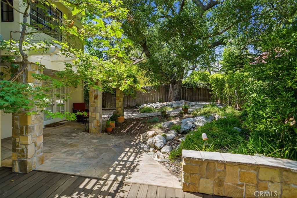 La Crescenta, California, 91214, United States, 4 Bedrooms Bedrooms, ,4 BathroomsBathrooms,Residential,Active,2042647
