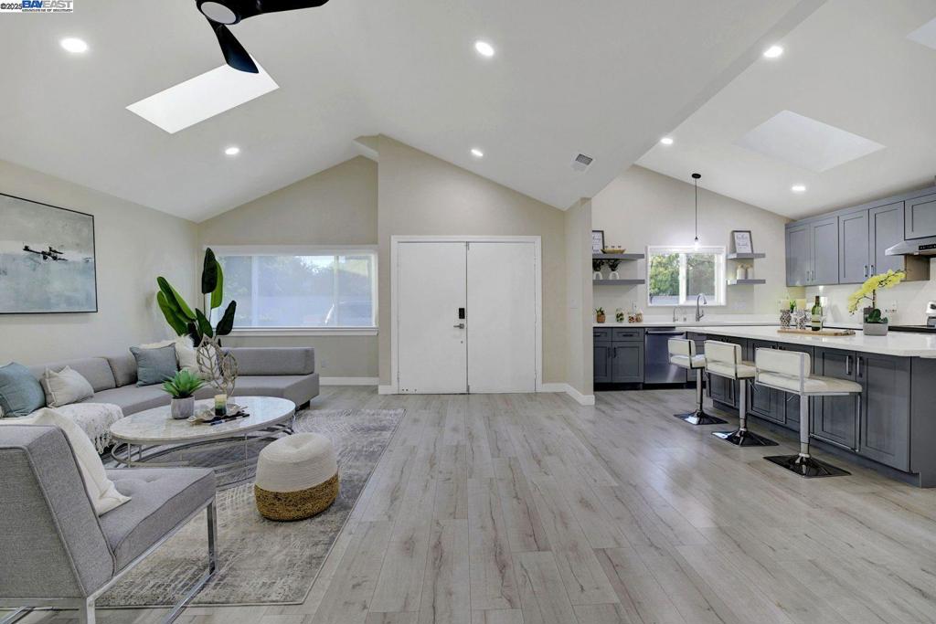 CENTRAL NEWARK - Residential