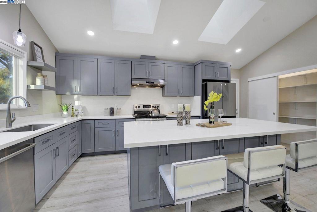 CENTRAL NEWARK - Residential