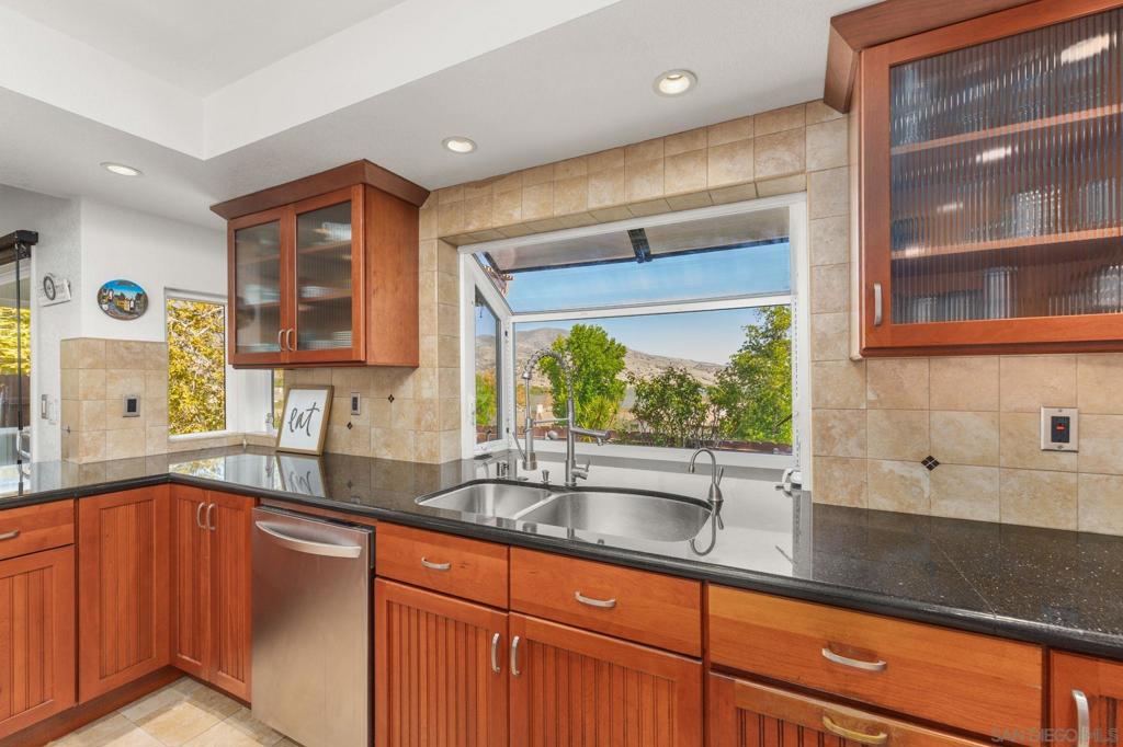 10035 Verbena Ln.