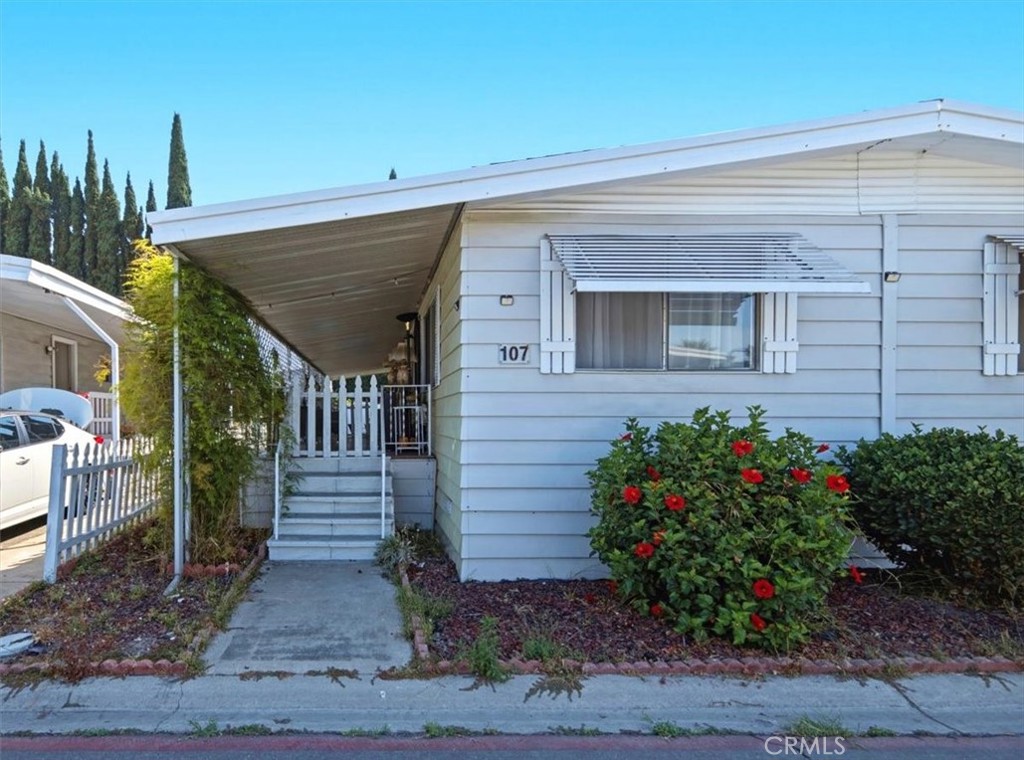 300 N Rampart #107 107