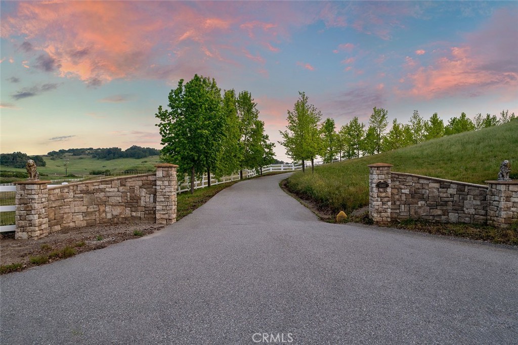 41653 Oak Trail Court