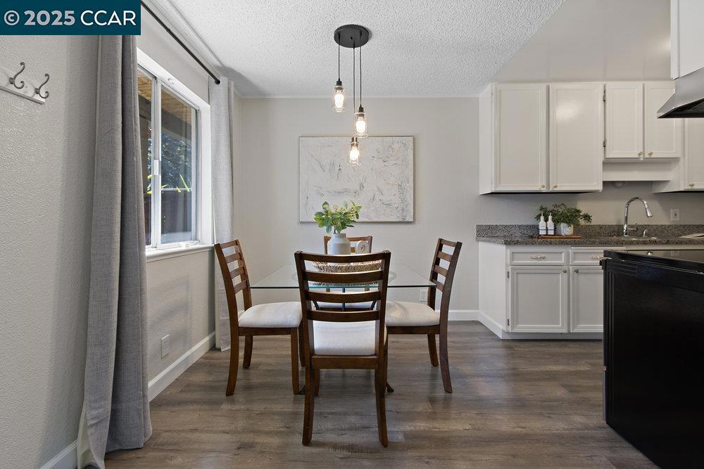 OAK GROVE - Residential