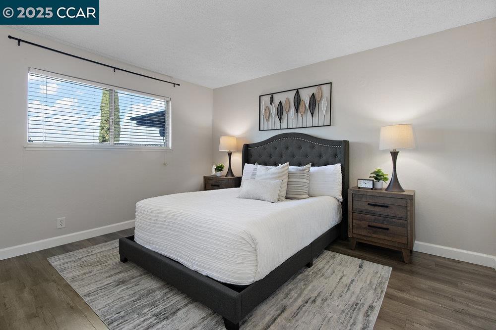 OAK GROVE - Residential