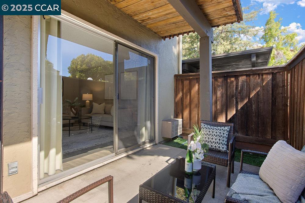 OAK GROVE - Residential