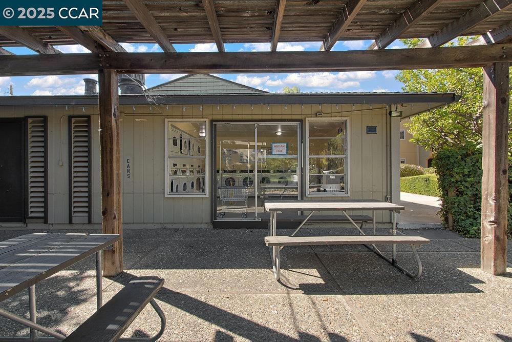 OAK GROVE - Residential