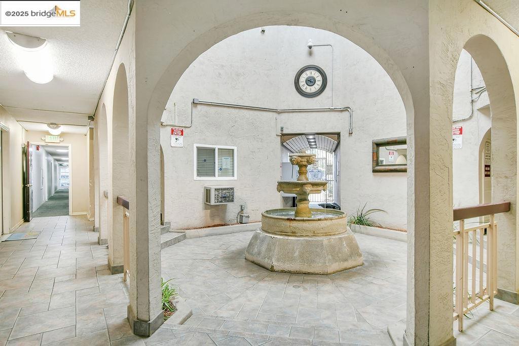 LAGUNA - Residential