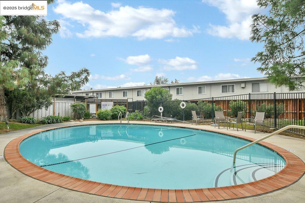 LAGUNA - Residential