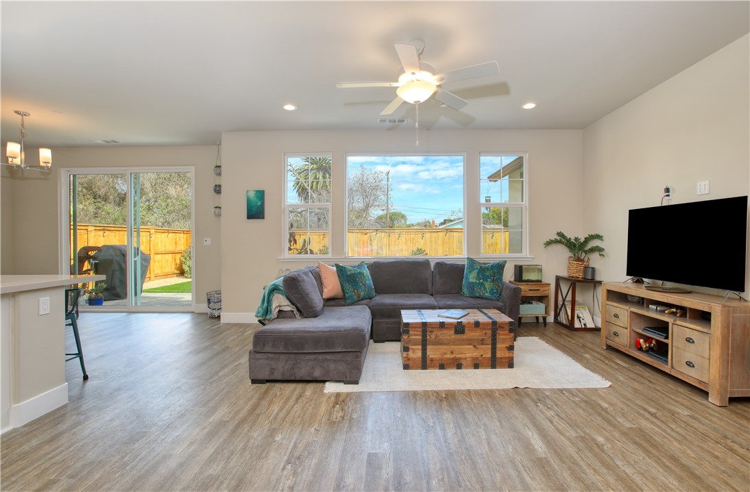 East of 101(500) - Residential