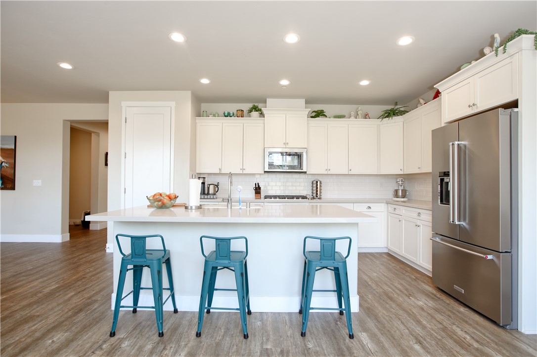 East of 101(500) - Residential