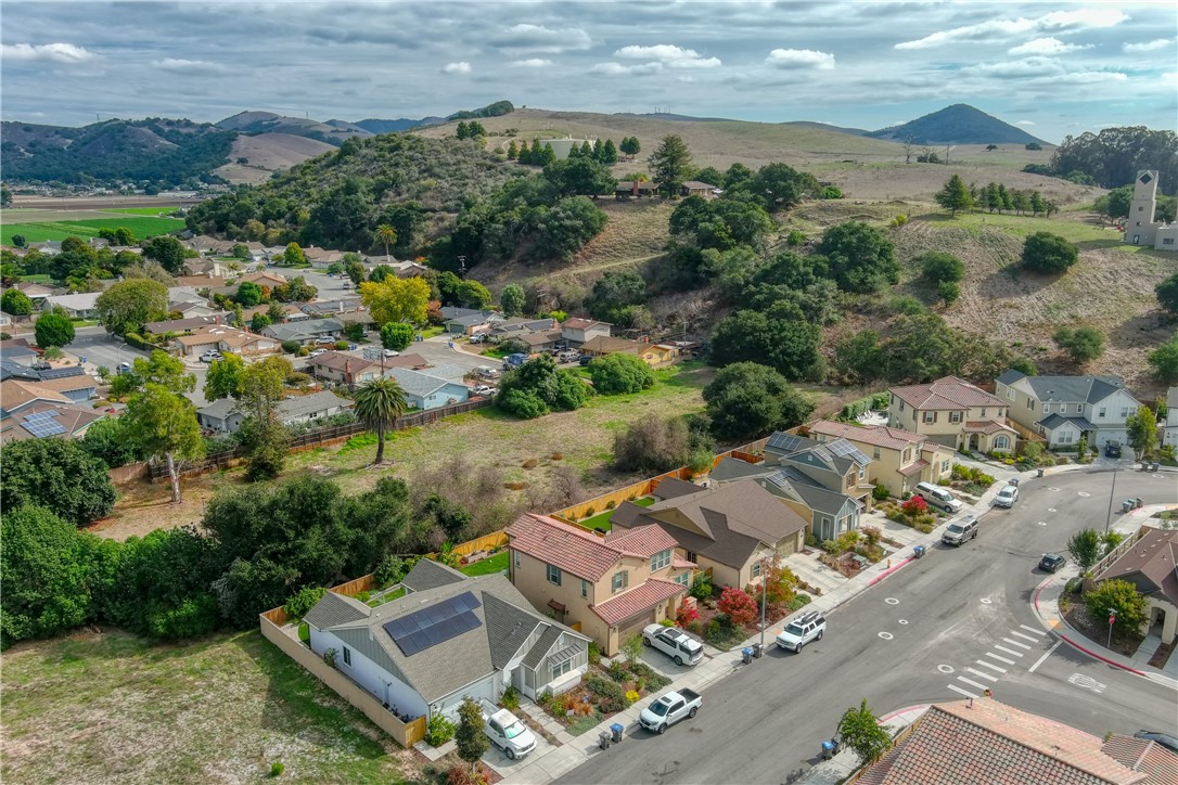 East of 101(500) - Residential