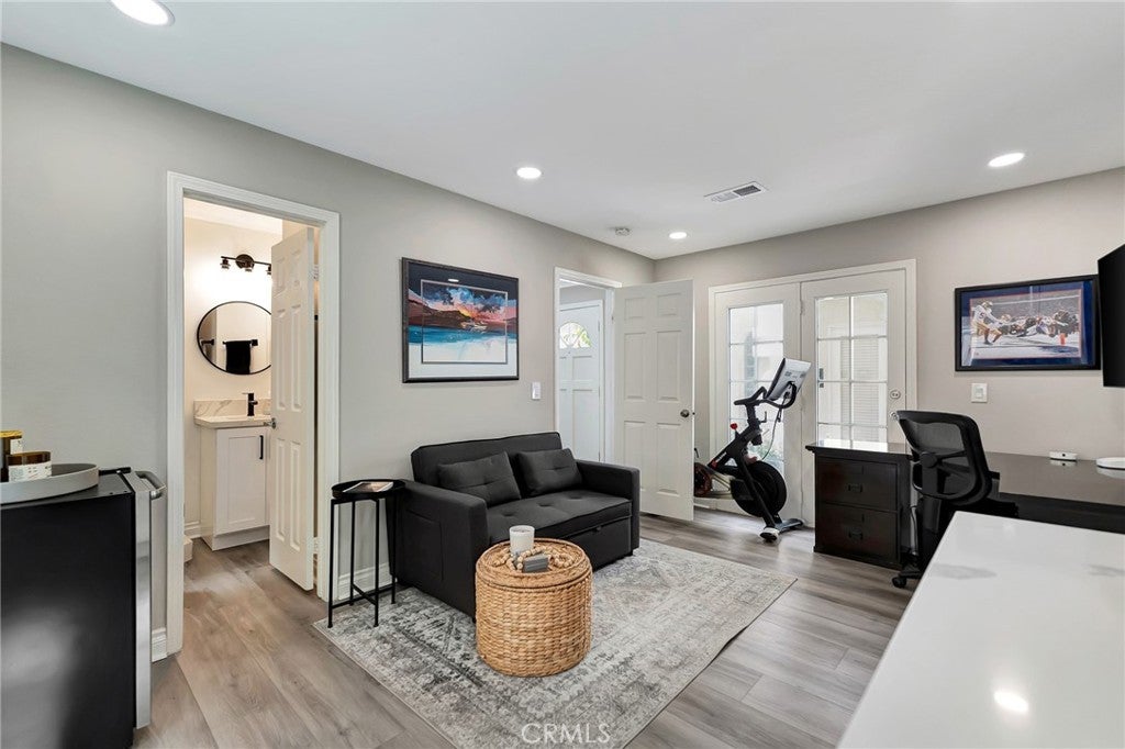 1209 Alabama Street, Huntington Beach CA 92648 - Photo 17