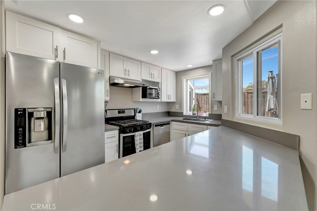 1209 Alabama Street, Huntington Beach CA 92648 - Photo 10