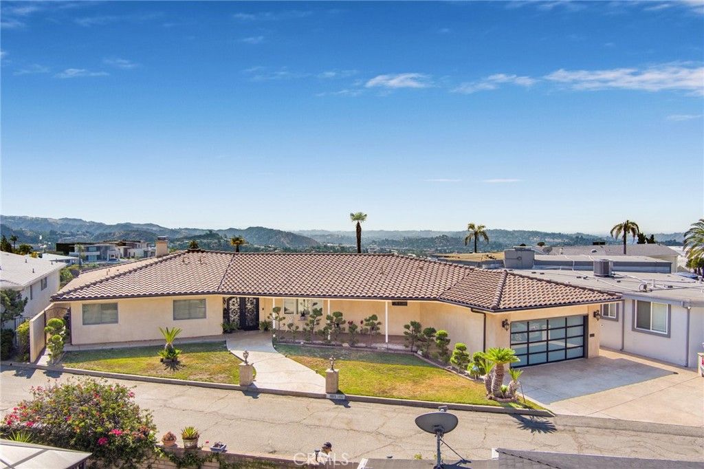 Photo of 1971 Deermont Road, Glendale, CA 91207 (MLS # GD25194354)