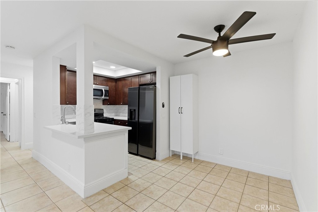 600 W 3rd Street A210