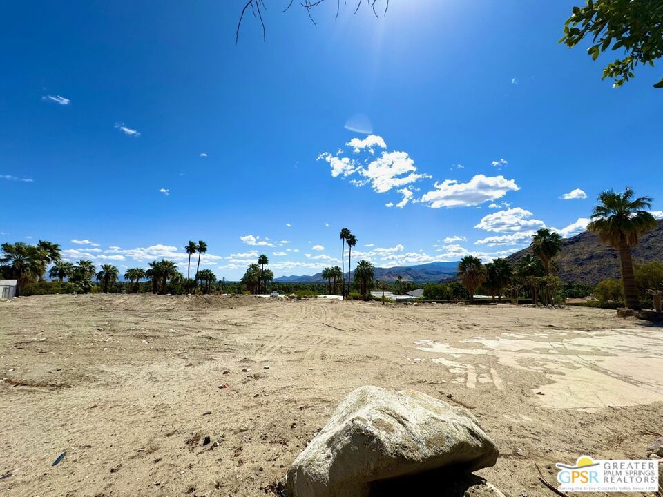 700 W Stevens Road