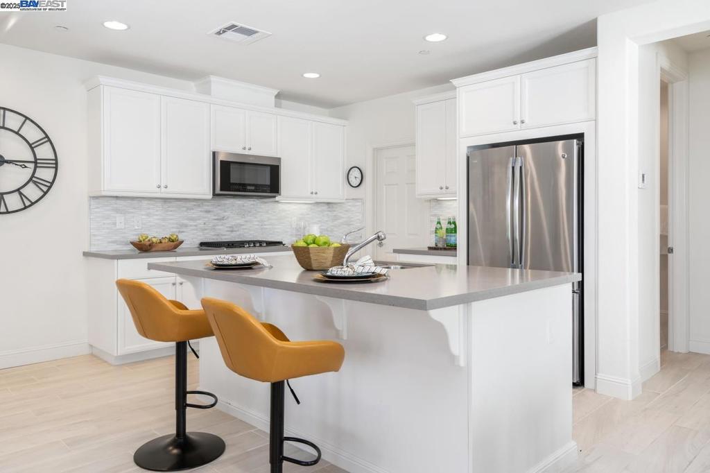 GALE RANCH - Residential Lease
