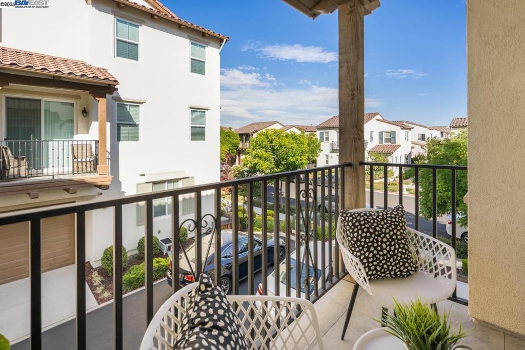 GALE RANCH - Residential Lease