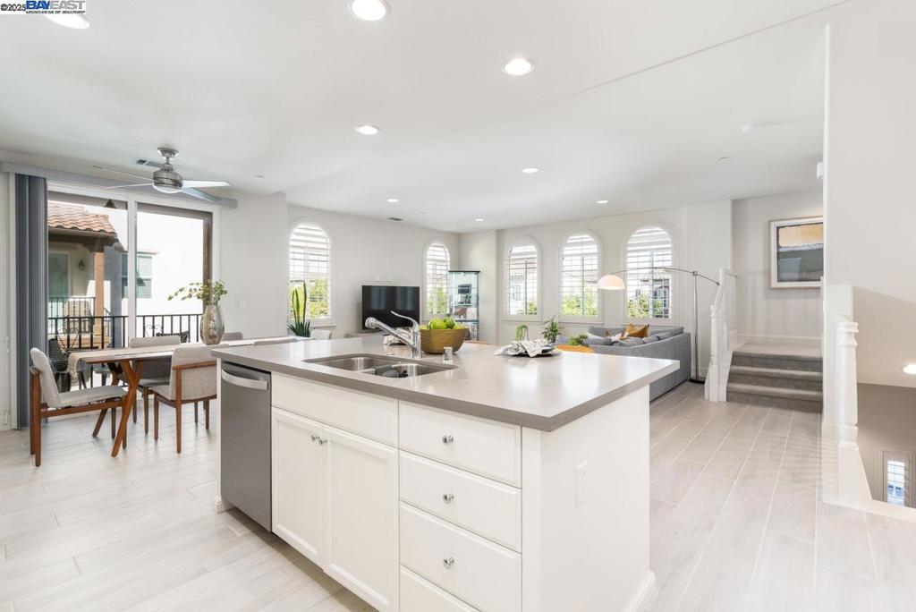 GALE RANCH - Residential Lease