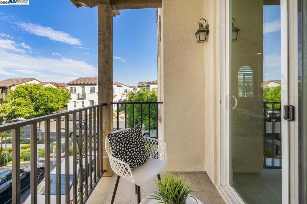 GALE RANCH - Residential Lease