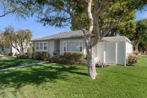 Photo of 13903 Hesby Street, Sherman Oaks, CA 91423 (MLS # SR26131286)