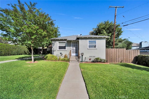 Photo of 240 N Shamrock AVE, Monrovia, CA 91016 (MLS # SR26198698)