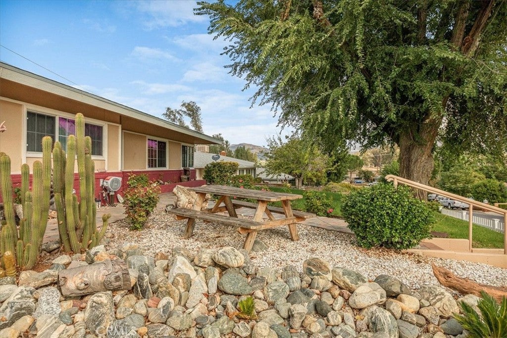 1341 San Miguel